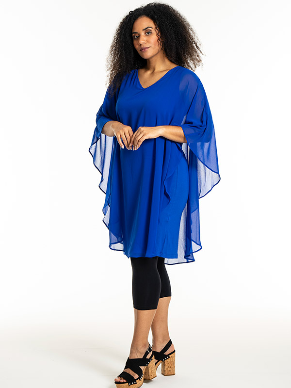 LEONORA - Plus Size Klänning fra Studio