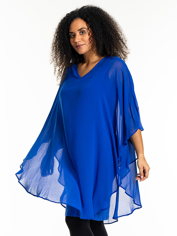 LEONORA - Plus Size Klänning fra Studio