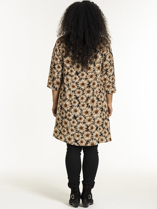 BIRGITTE - Plus Size Klänning fra Studio