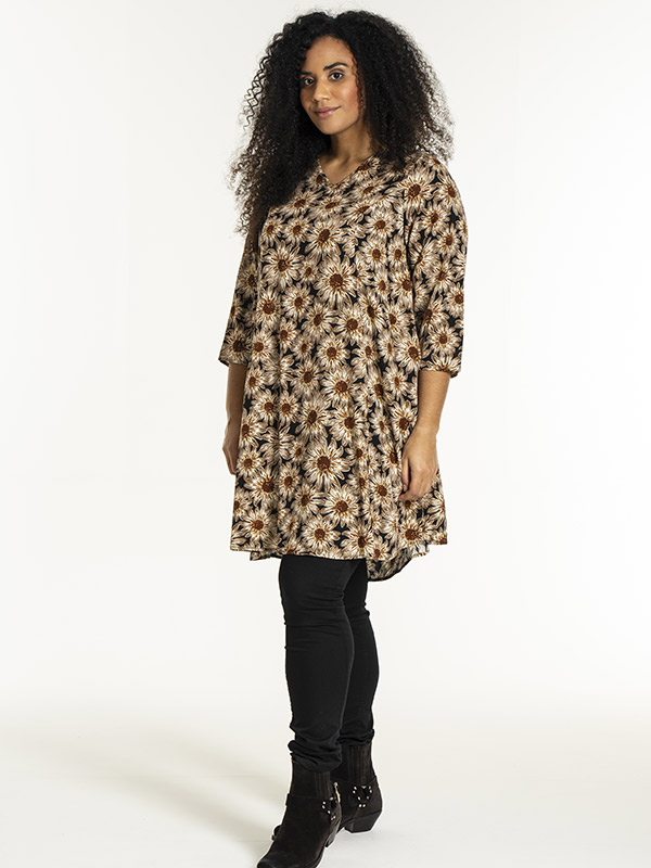 BIRGITTE - Plus Size Klänning fra Studio