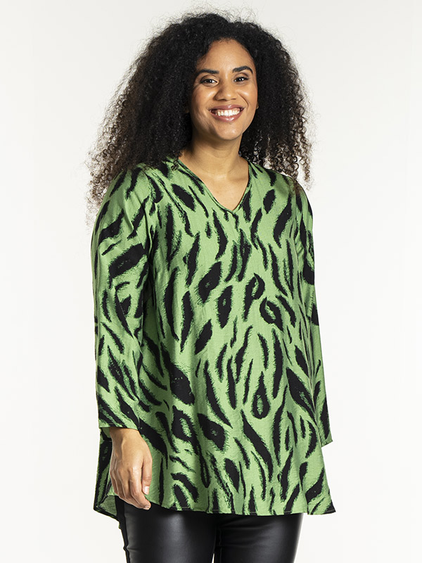 BERIT - Plus Size Blus fra Studio