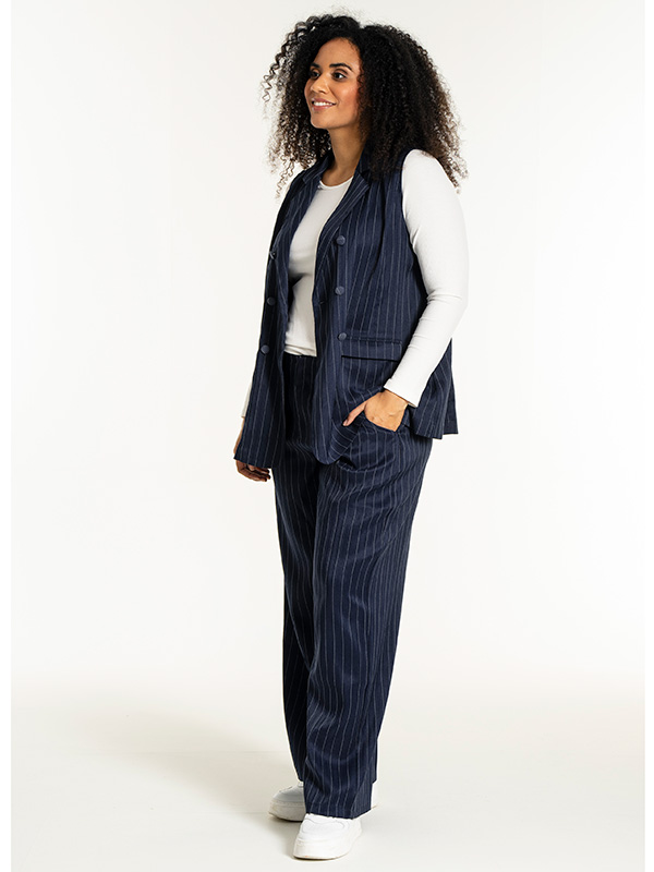 NIRA - Plus Size Byxor fra Studio