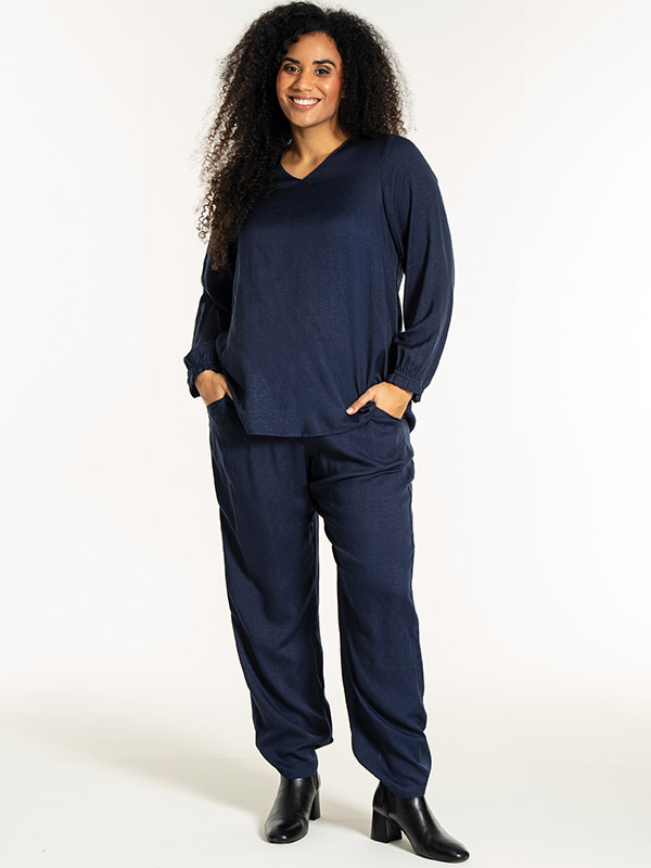 NALANI - Plus Size Blus fra Studio