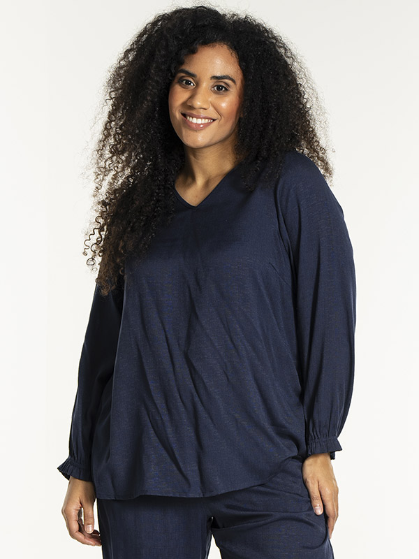 NALANI - Plus Size Blus fra Studio