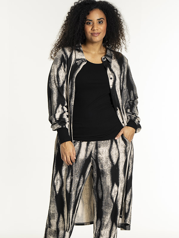 NORLINA - Plus Size Klänning fra Studio