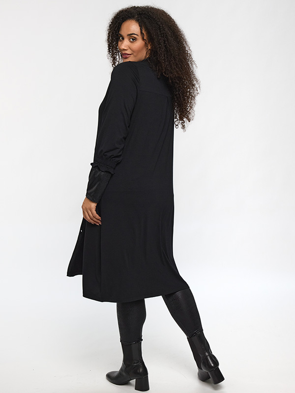 SALBERTE - Plus Size Klänning fra Studio