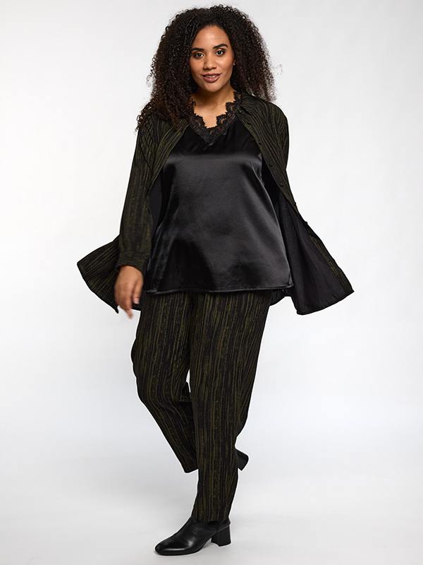 SBITTA - Plus Size Skjorta fra Studio