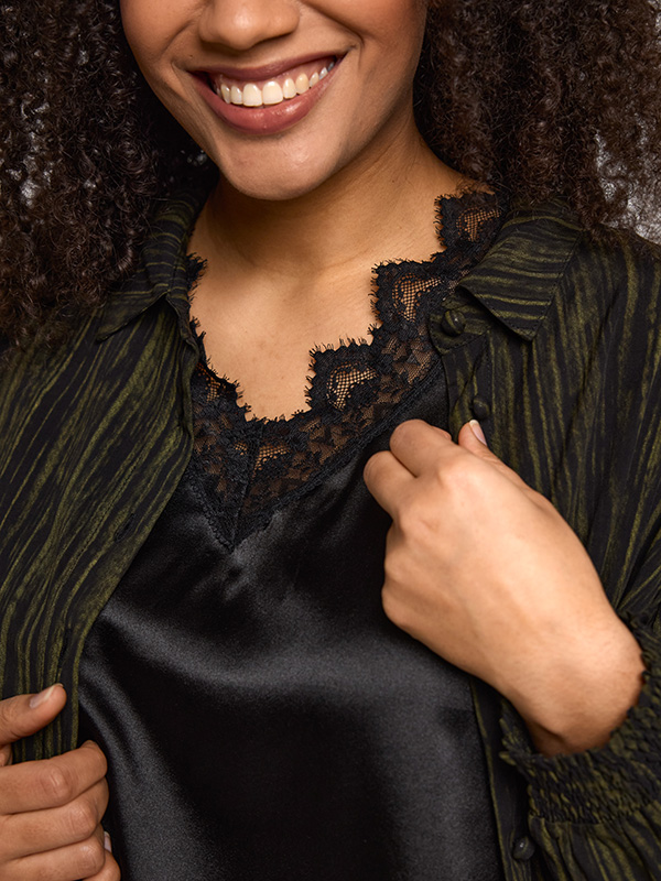 SBITTA - Plus Size Skjorta fra Studio