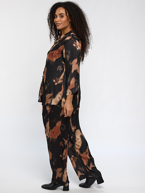 SCHARLOTTE - Plus Size Skjorta fra Studio