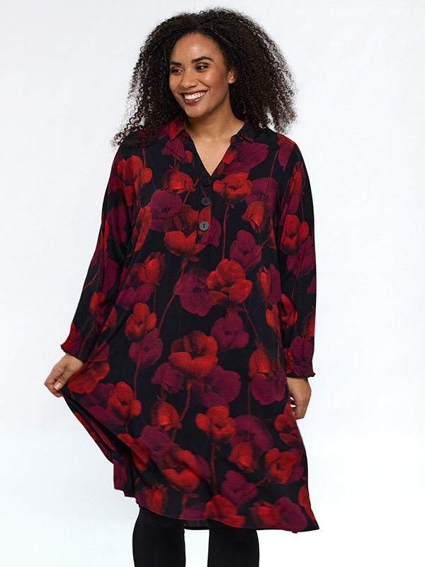 SGUNDA - Plus Size Klänning fra Studio