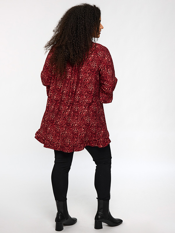 SSILJA - Plus Size Tunika fra Studio