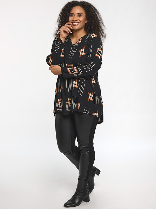 SBERIT - Plus Size Blus fra Studio