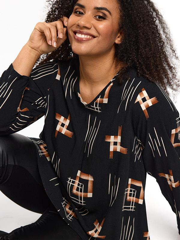 SBERIT - Plus Size Blus fra Studio