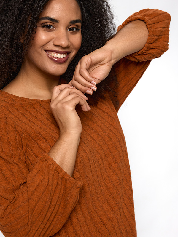 SILANA - Plus Size Blus fra Studio