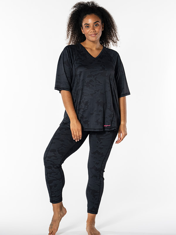 FITNESS - Plus Size Träningsblus fra Studio