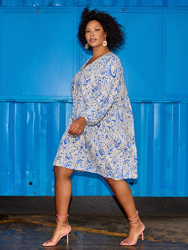 WA-CELINE - Plus Size Klänning fra Wasabi Concept