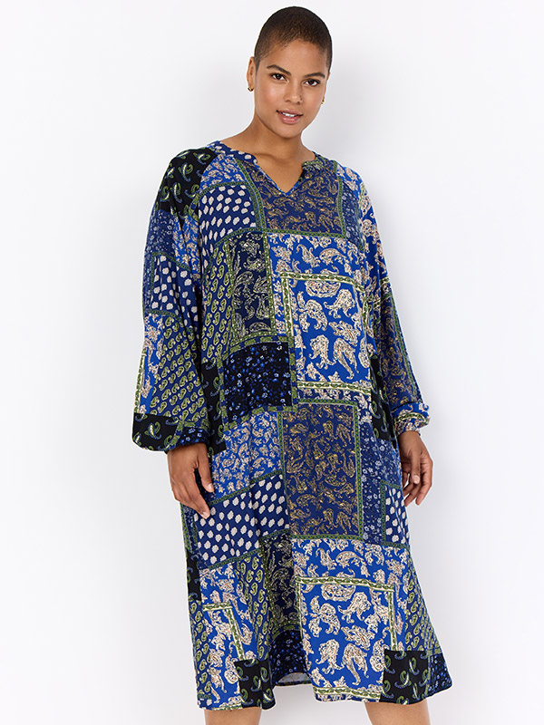 WA-NEA - Plus Size Klänning fra Wasabi Concept