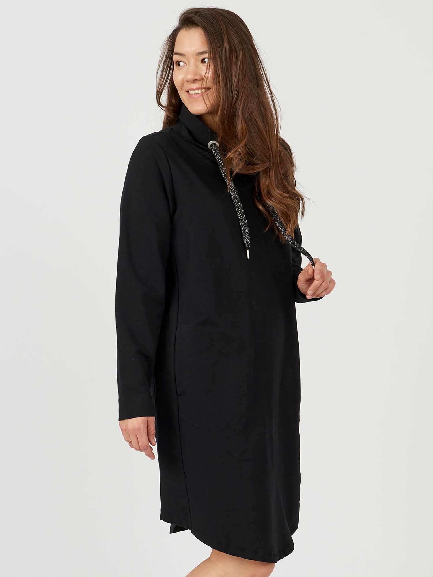 CLARA - Plus Size Klänning fra Aprico
