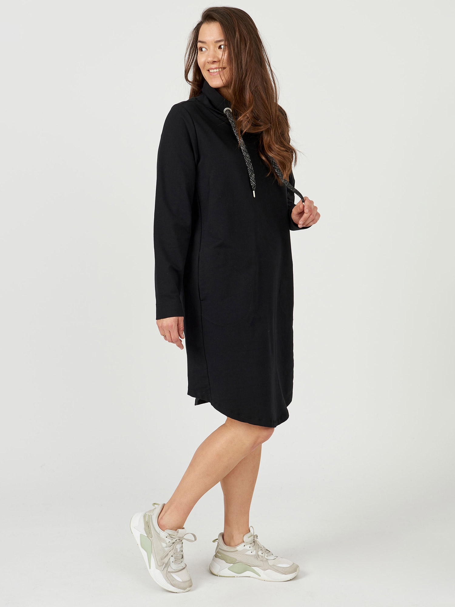 CLARA - Plus Size Klänning fra Aprico