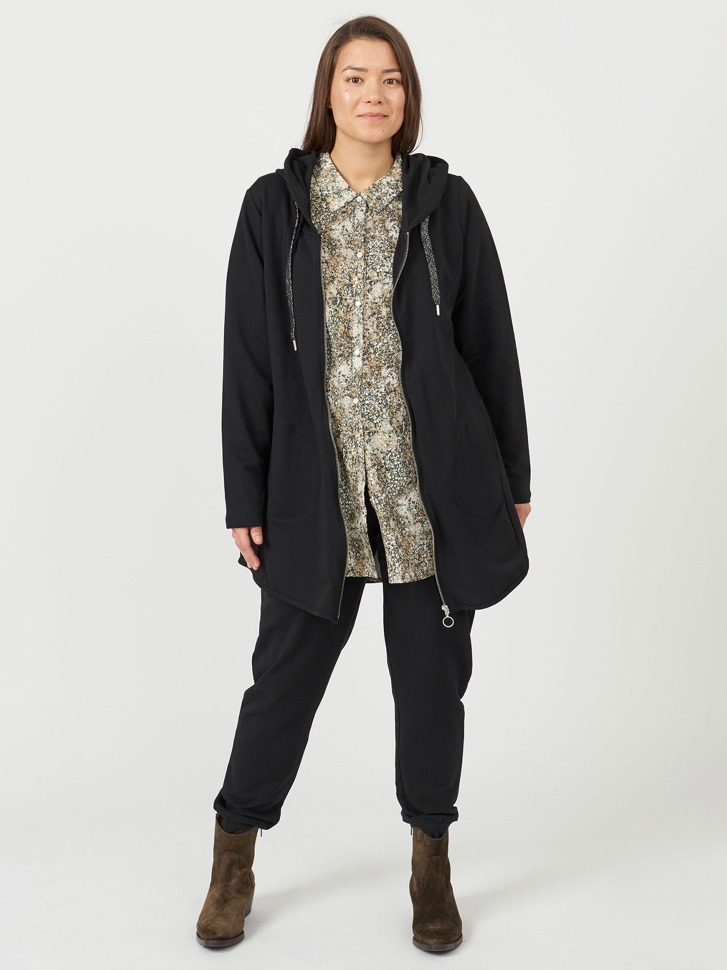 BRENDA - Plus Size Kofta fra Aprico