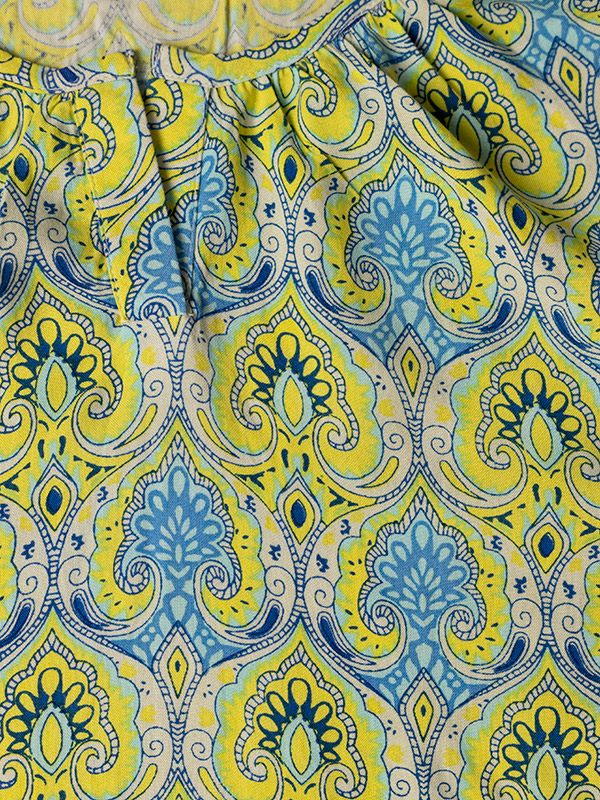 Blus fra Adia