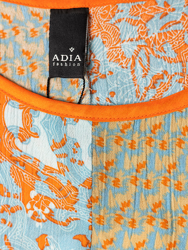 Blus fra Adia