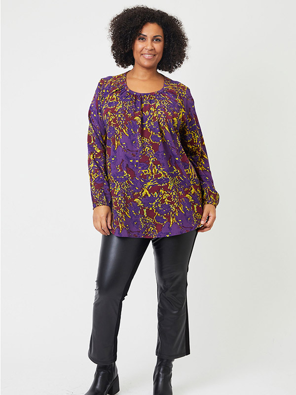 Blus fra Adia
