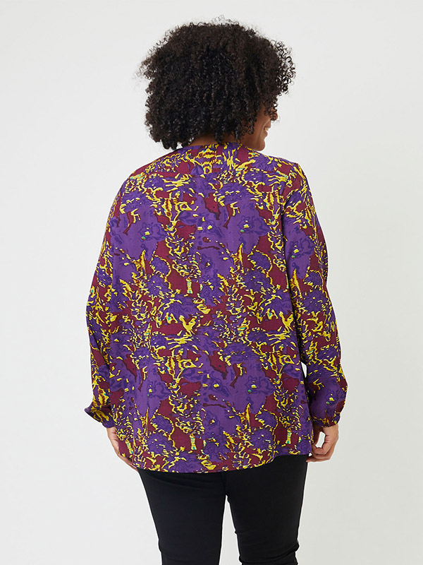 Blus fra Adia