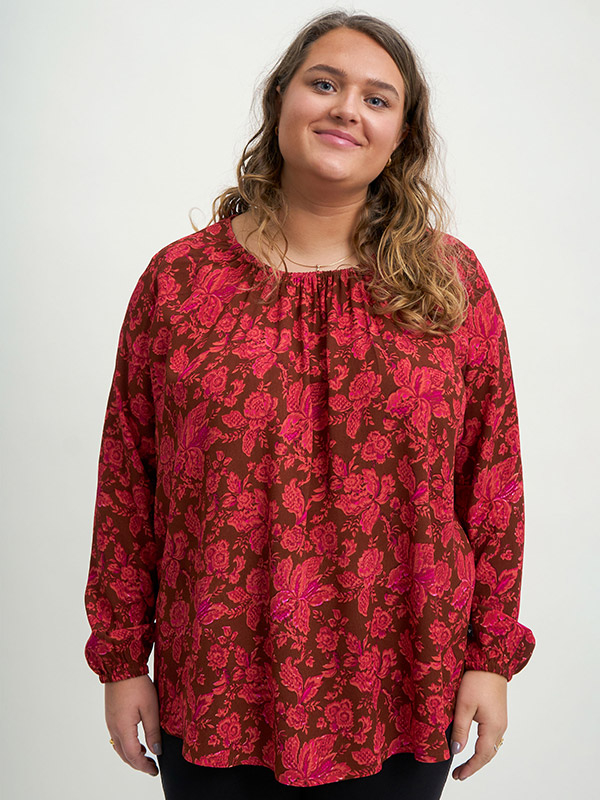Blus fra Adia