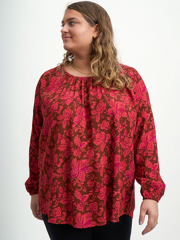 Blus fra Adia