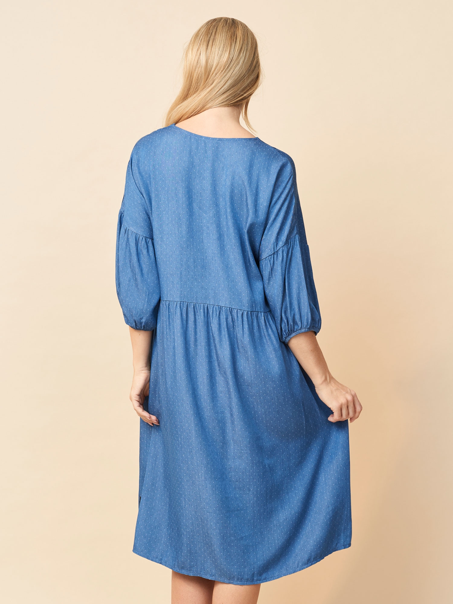 AMARIE - Plus Size Klänning fra Pont Neuf