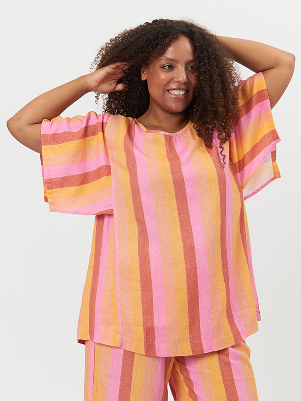 Blus fra Adia