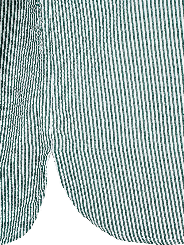 Vit bomullsskjorta med gröna ränder fra Zizzi