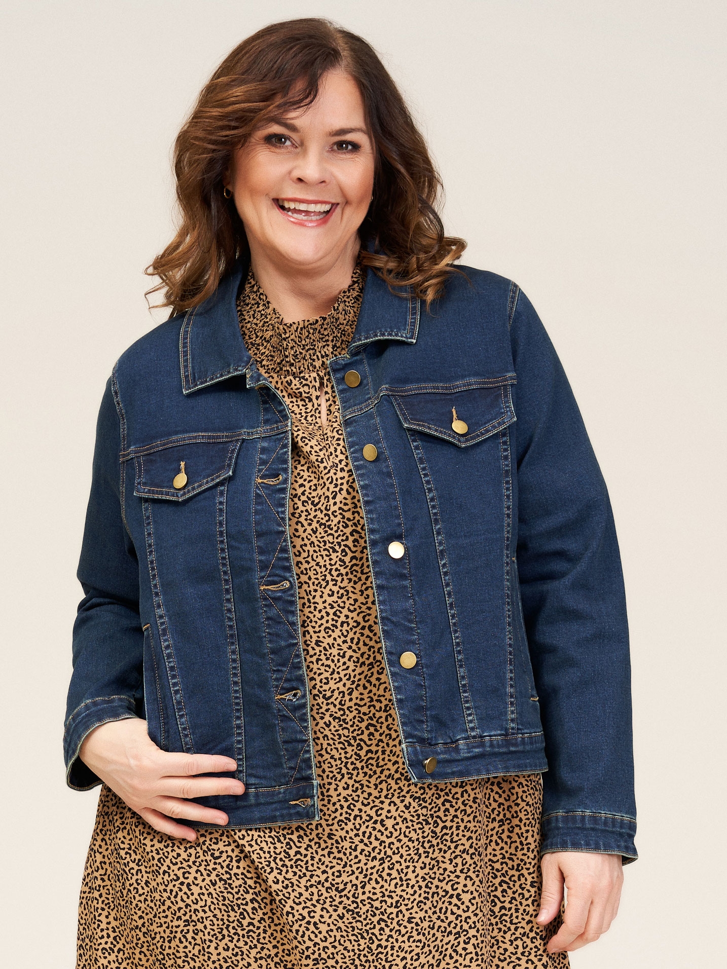 MAYA - Plus Size Jacka fra Gozzip