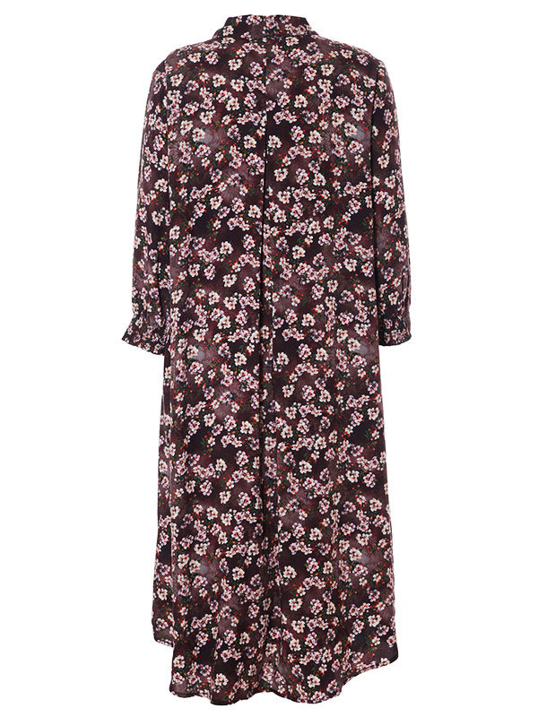JEANETT - Viskosklänning med vinrött blommönster fra Gozzip