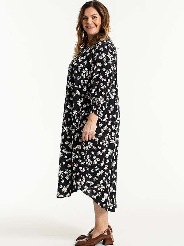 ALICE  - Plus Size Klänning fra Gozzip