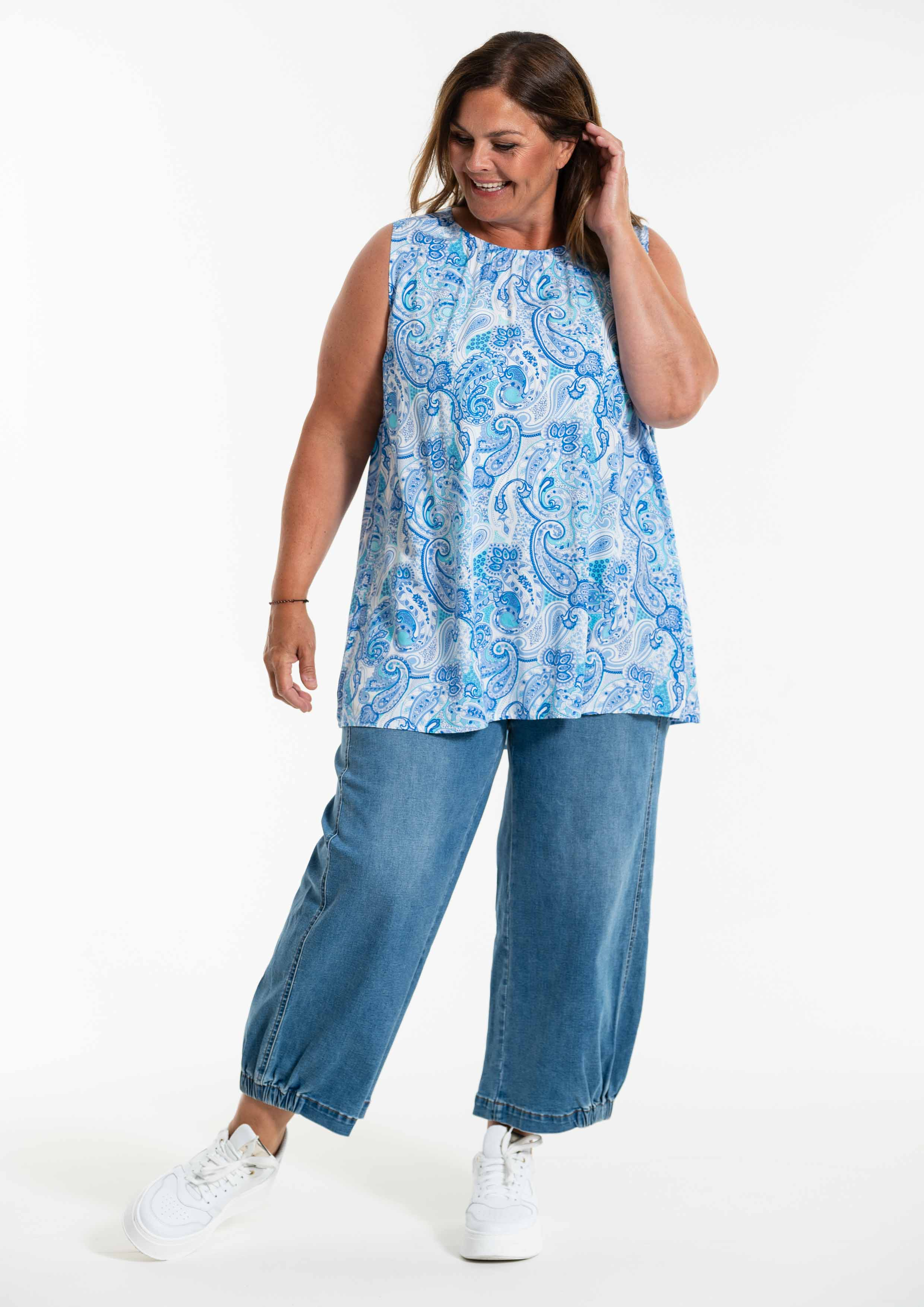 BEATA - Plus Size Top fra Gozzip