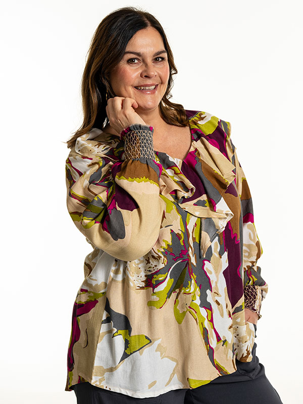 GYTHA - Plus Size Blus fra Gozzip
