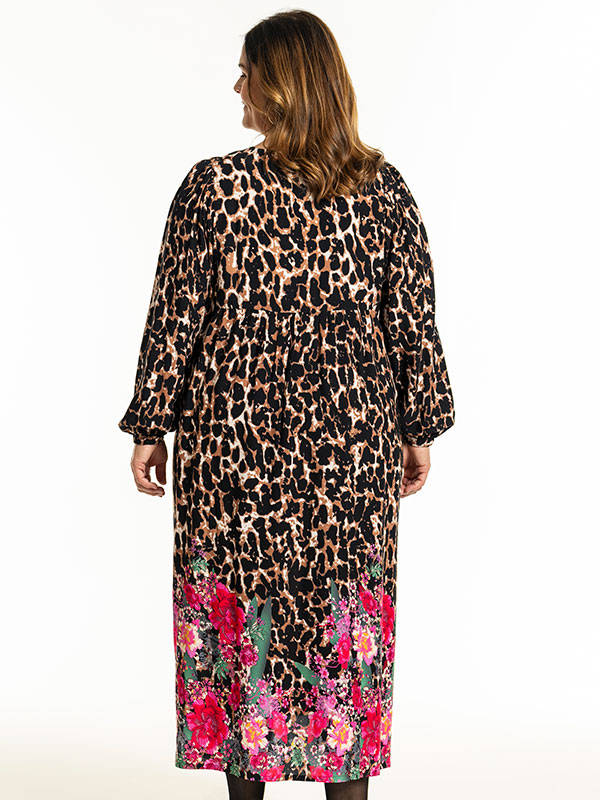 BETINE - Plus Size Klänning fra Gozzip