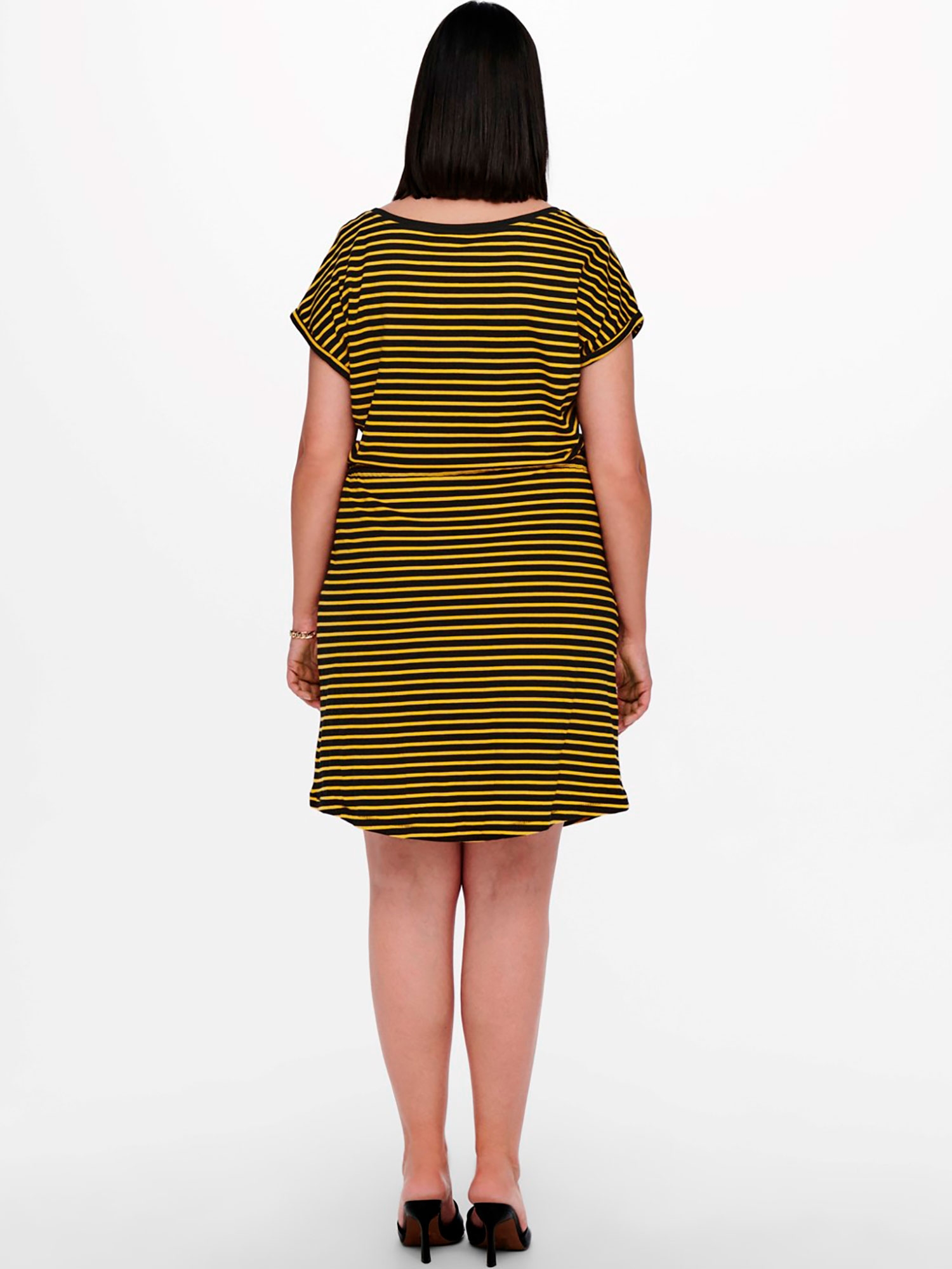 APRIL - Plus Size Klänning fra Only Carmakoma