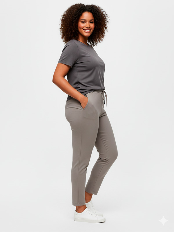 CARGOLDTRASH - Plus Size Byxor fra Only Carmakoma