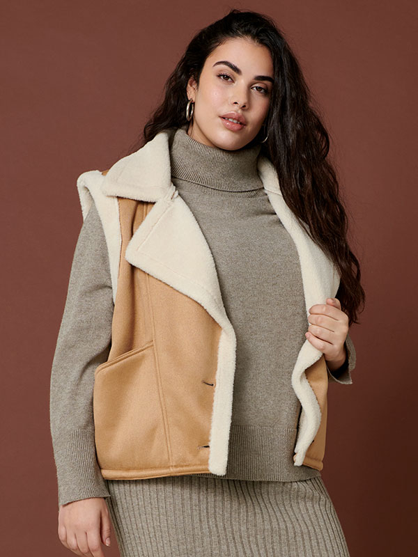 CARFIA - Plus Size Tröja fra Only Carmakoma