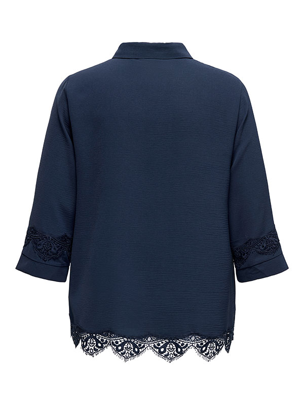 CARMETTA - Plus Size Skjorta fra Only Carmakoma