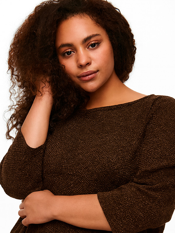 CARMARTHA - Plus Size Klänning fra Only Carmakoma