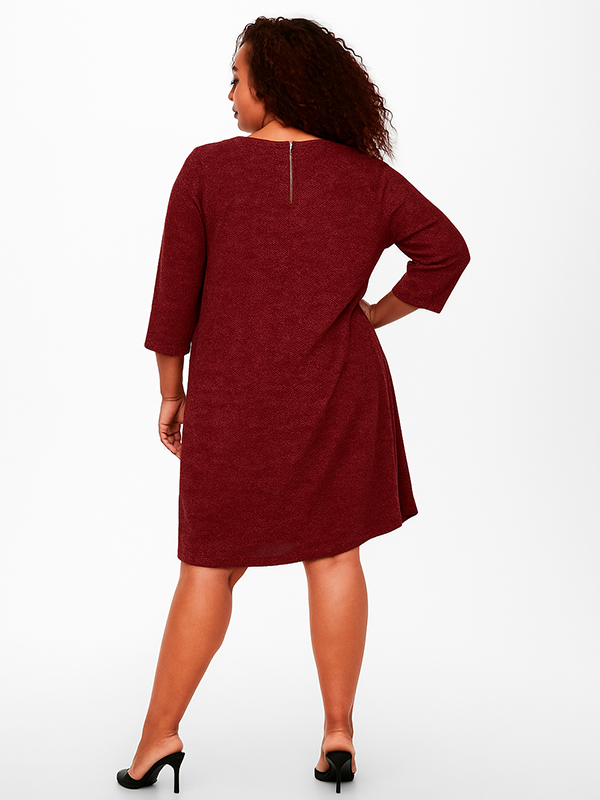 CARMARTHA - Plus Size Klänning fra Only Carmakoma
