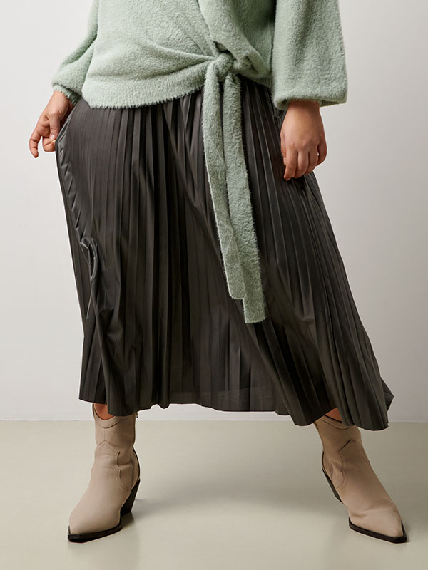 CARANINA - Plus Size Kjol fra Only Carmakoma