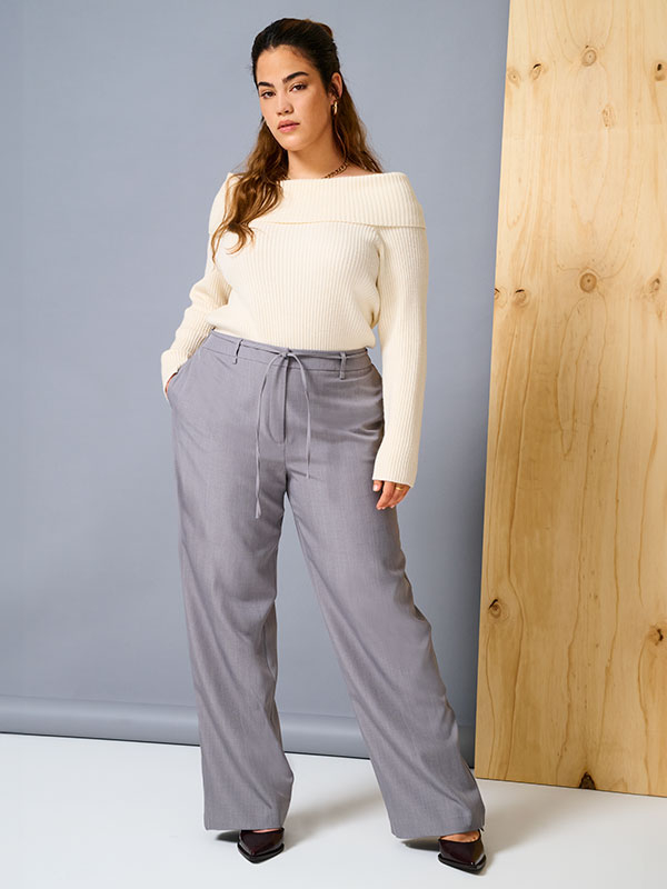 CARKATIA - Plus Size Tröja fra Only Carmakoma