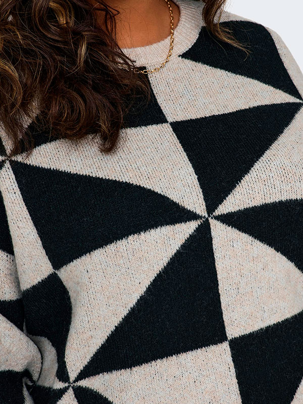 GEORGINA - Blød strik trøje med grafisk mønster fra Only Carmakoma