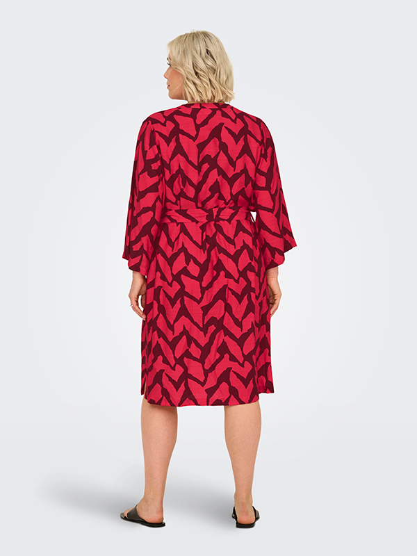 CARBERIET - Plus Size Klänning fra Only Carmakoma