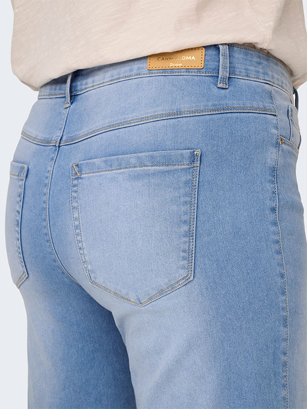 CARAUGUSTA - Plus Size Byxor fra Only Carmakoma